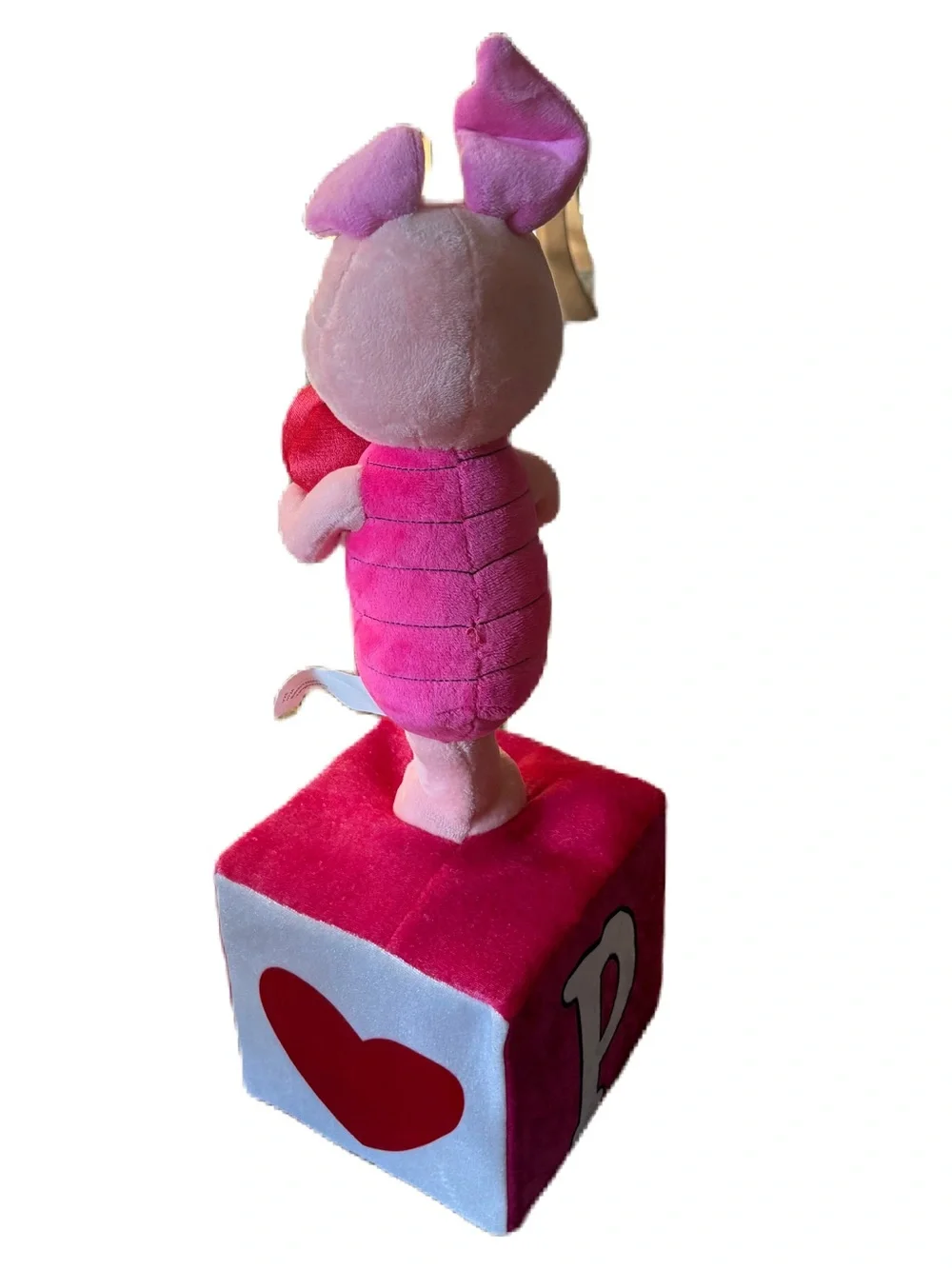 Disney Piglet Valentine’s Day Door Greeter Winnie the Pooh Pink Decor